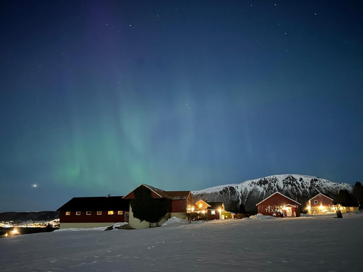 Rodseth Gardsovernatting Hytter Molde Bagian luar foto